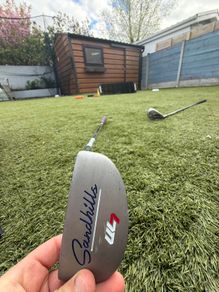 Golf putter