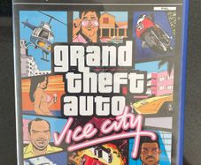 Grand Theft Auto (GTA) Vice City. PS2 Game