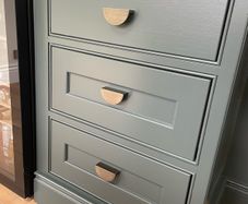 Pull handles