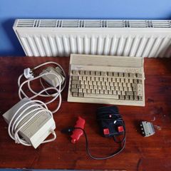 Amiga Commodore A600 with 37 games