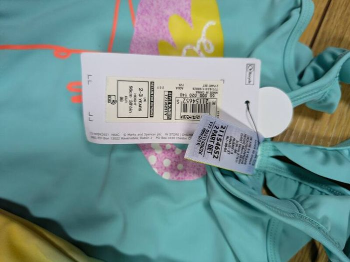 Girls clothes individually priced (2-3)