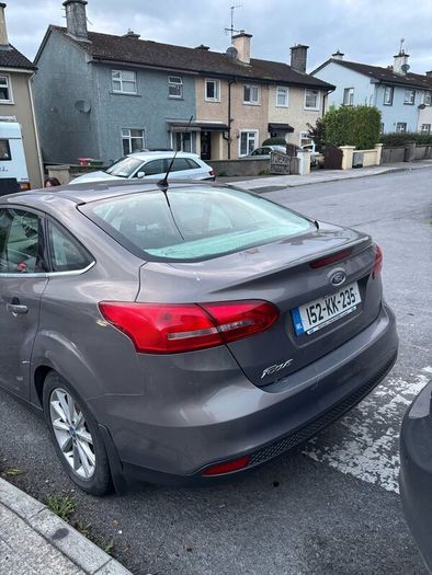 2015 Ford Focus Zetec 1.6L saloon