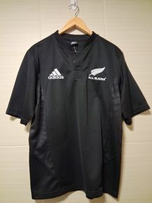 All Blacks Jersey. Official Adidas All Blacks New Zealand Mens Home Jersey. Authentic Original From Year 2007. Not A Modern Day Remake.