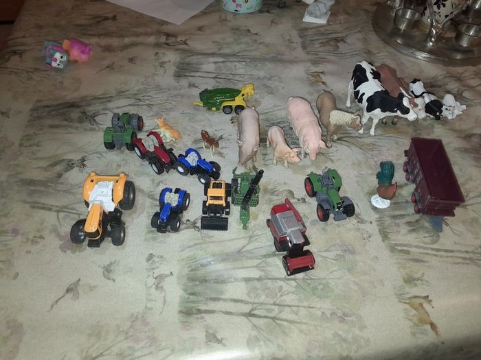 Farm toys (mixed group)