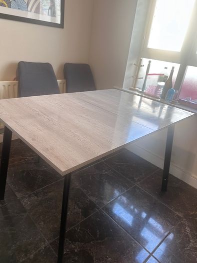 Extendable dining table Ono