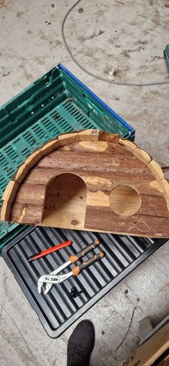 pet hide