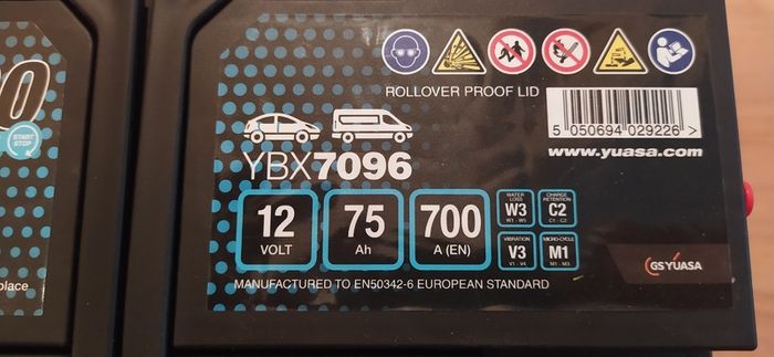 Car battery start-stop ( Yuasa 75Ah )