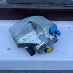 Passat cc 2013 front right caliper