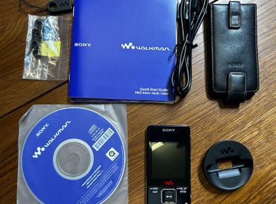 Sony Walkman NWZ-A828 8 GB Gold Flash Portable Media Player