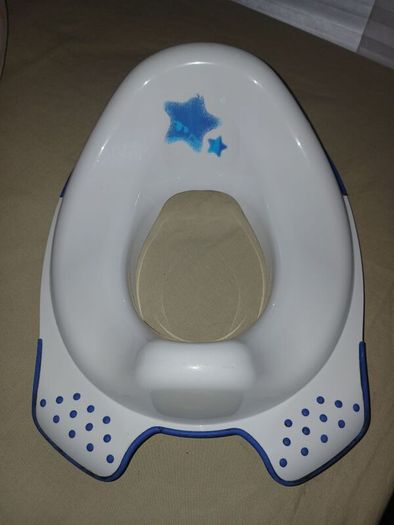toilet t