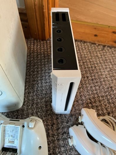 JobLot Consoles,Controllers (For Parts or Repair)