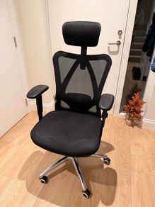 Ergonomic High-Back Mesh Office Chair