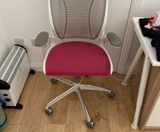 desk chair