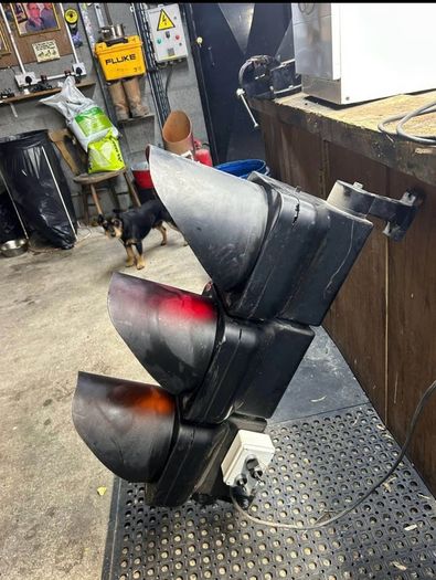 Original traffic light head