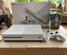 Xbox One S 1TB (White) + 6 Games, Boxed
