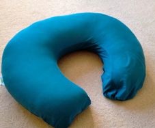 Feeding pillow