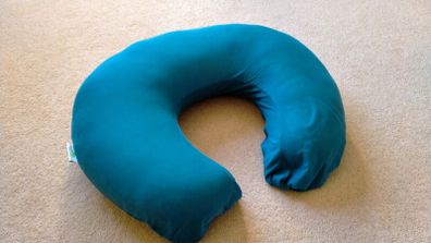 Feeding pillow
