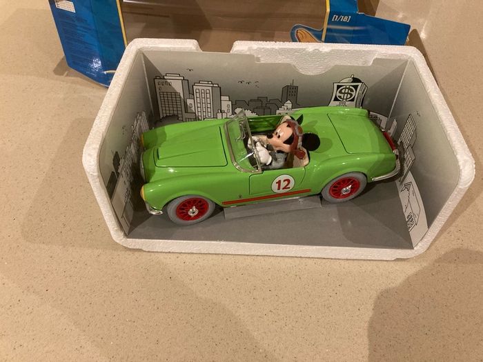 Lancia Aurelia Disney Mickey Mouse 1/18 Burago Rare