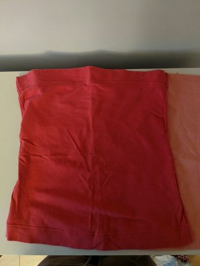 Tops (set of 2)