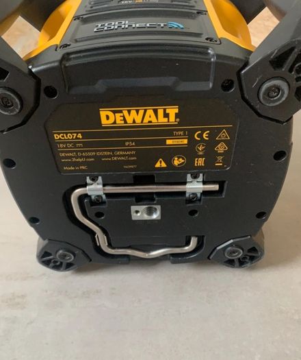 DeWaLT 18V XR Cordless Brushless Impact Wrench 1/2 Inch Drive 5AH 18V PowerStack Battery Charger. DeWALT 18V XR Cordless Area Led Work Lights 5000LM Tool Connect Technology.