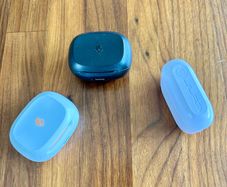 earbuds for repair or parts