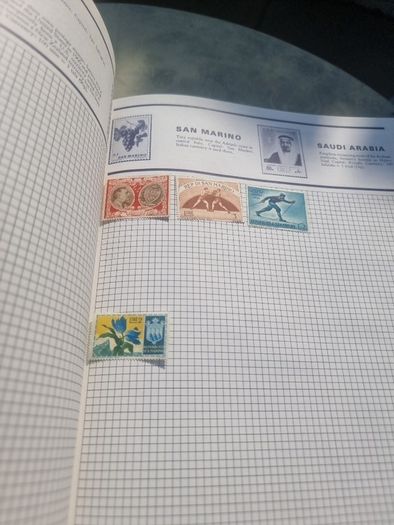 Stanley Gibbons World Collector Stamp Album With Many Stamps Included
