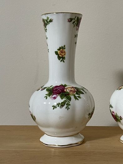 Royal Albert Old Country Roses vases