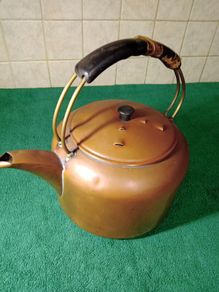 Old  Copper  Kettles