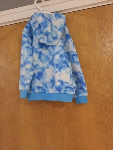 Dunnes Stores  Boys Zip Up Hoodie.  Age 4-5years.