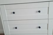 nursery funriture: changing table