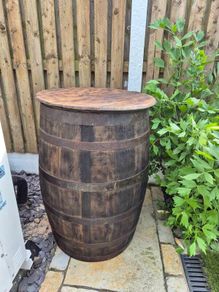Rustic wooden water storage barrel 200L