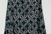 Ladies patterned long-sleeve blouse: Size 10