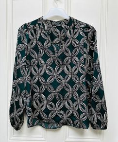 Ladies patterned long-sleeve blouse: Size 10