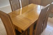 Kitchen table and 6 chairs