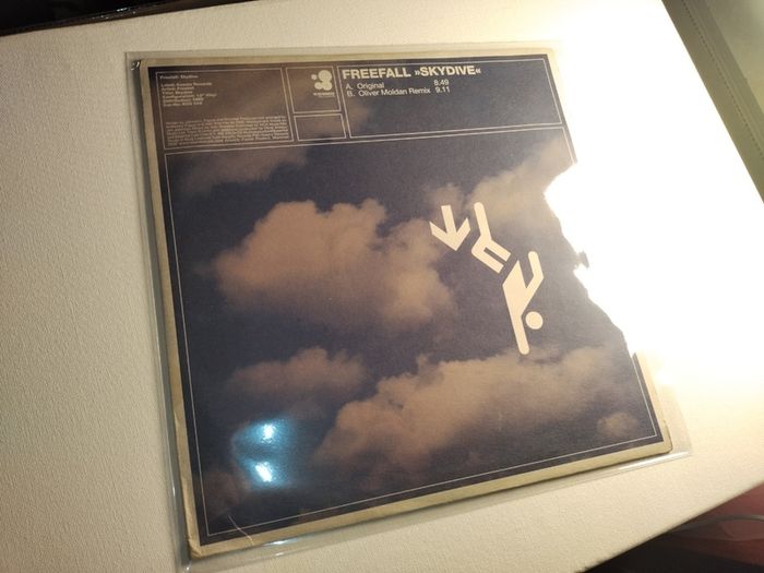 Available! - Freefall - Skydive - Kosmo Records - Trance Club Classic - Temple Theater!
