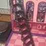 Monster high house Image 4