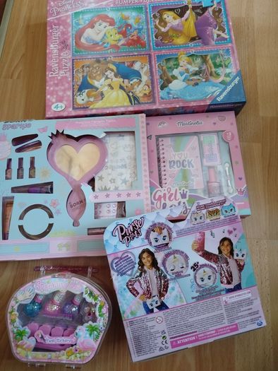 New Purse Pets, Glamicorn Unicorn Interactive Purse Pet, princess jigsaw, make up, Christmas birthday