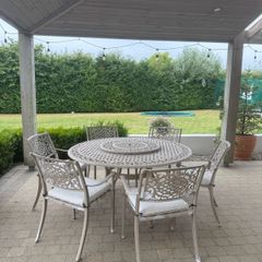 Rathwood dining table