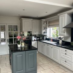 Kitchen for sale with Black Granite worktops & a selection of integrated electrical appliances
