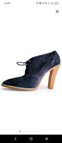 Brand New Authentic Balenciaga Lace up navy suede ankle boots size 7