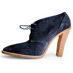 Brand New Authentic Balenciaga Lace up navy suede ankle boots size 7