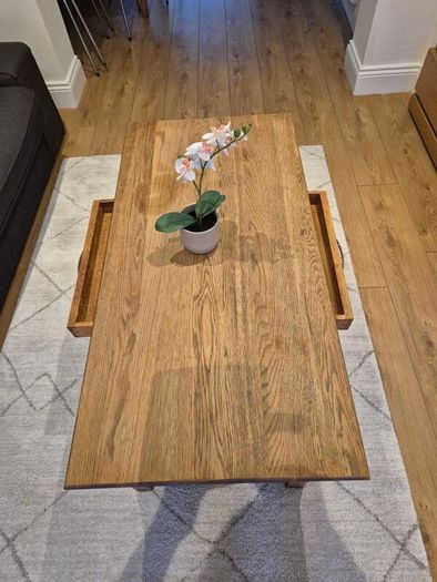 Solid Oak Coffee table with 2 drawers and storage shelf