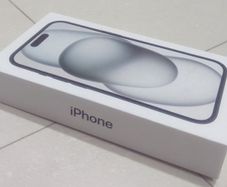Apple iPhone 15