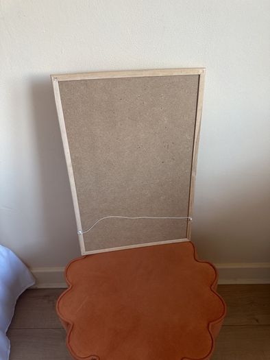 Hanging corkboard