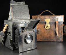 Thornton Pickard Junior Special antique camera