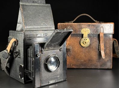 Thornton Pickard Junior Special antique camera