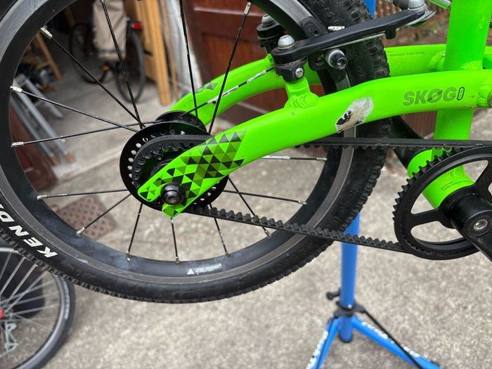 Black Diamond kid bike