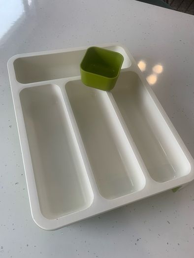 Dish rack and cutlery drawer