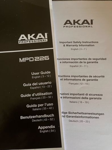 AKAI MPD 226 (like new) - PRO MIDI Pad Controller w/accessories