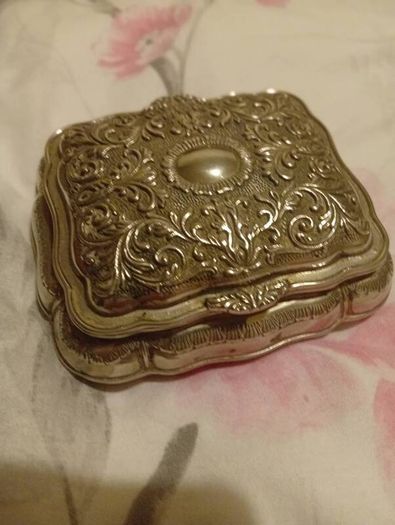 jewellery box